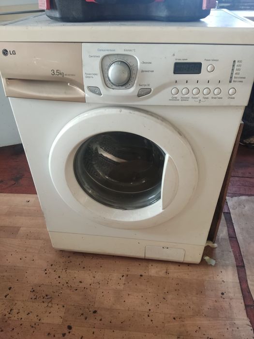 Продам стиральную машину