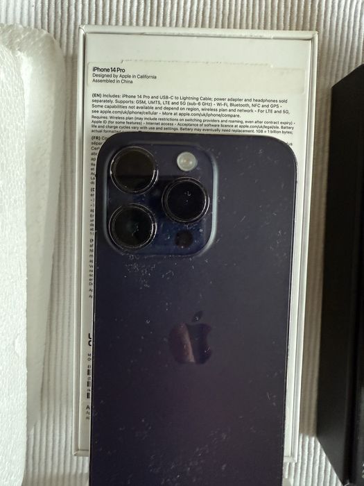 iPhone 14pro в комплект