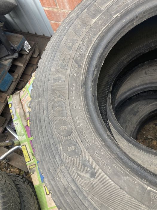 Продам 285/70/19,5