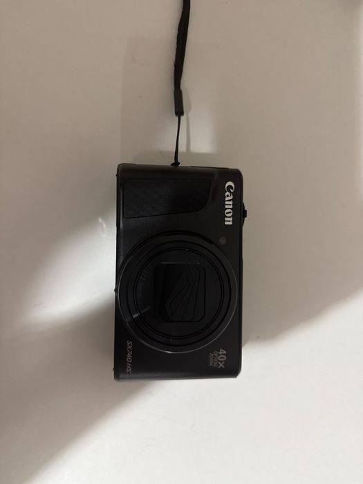 Canon powerShot sx740 HS