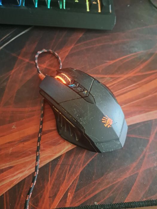 Продается мышка bloody a4