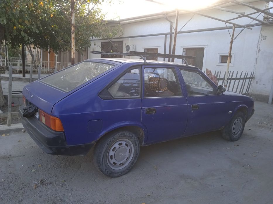 Москвич 2141 сотилади