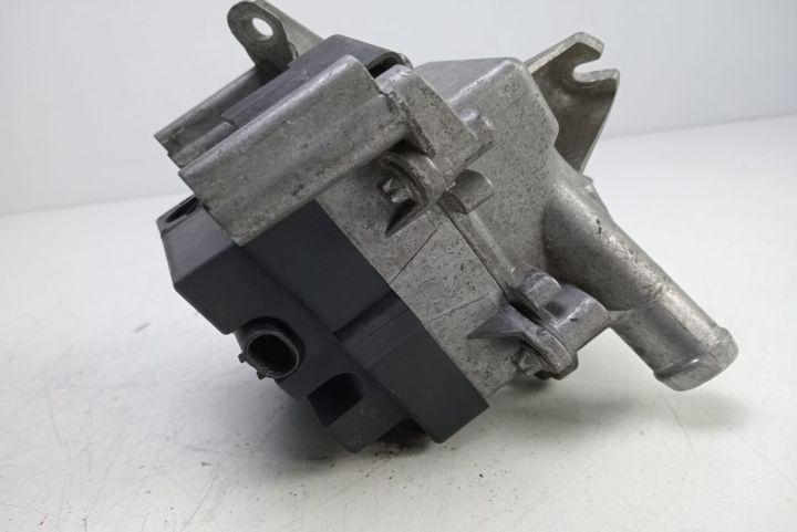 Pompa recirculare  preincalzitor apa A0001591004 Mercedes-Benz E-Clas