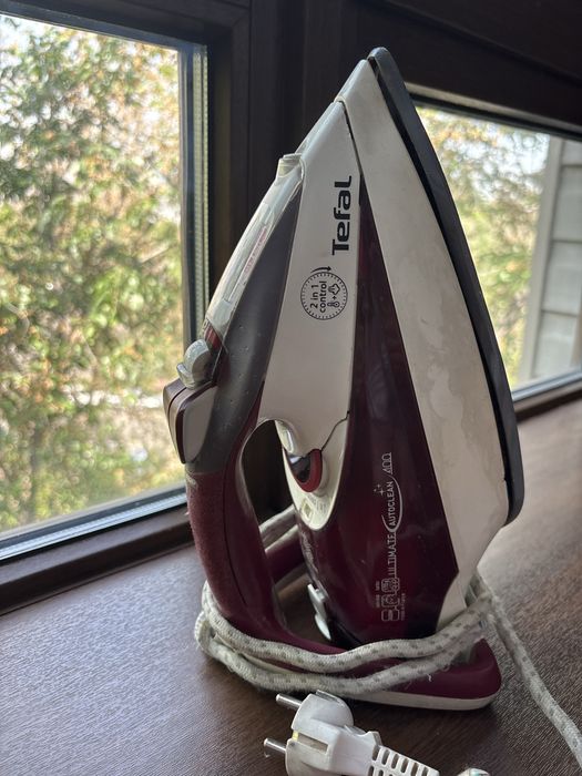 Продам утюг Tefal