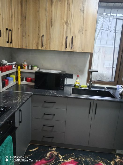 Сдается комната (с хозяйкой) работающим студенткам, Фархадский базар.