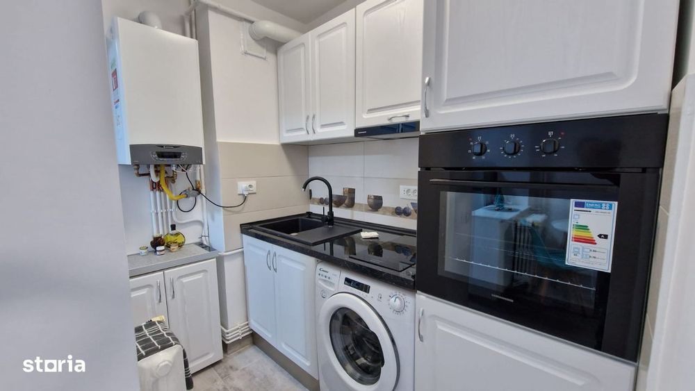 Inchiriere Garsoniera cocheta zona Coresi Tractorul