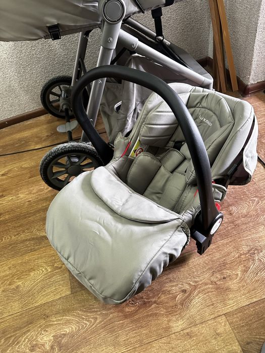 LUXMOM 2в1 Коляска