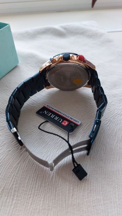 Продам  спортивные часы