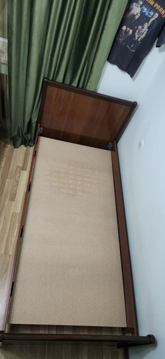 Продам 1 спальную кровать