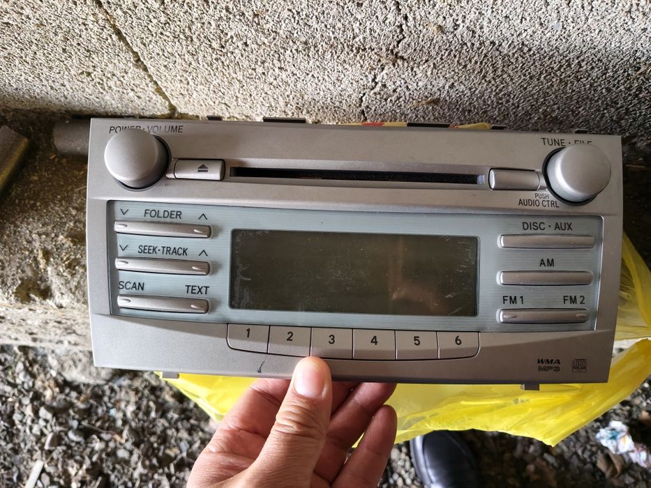 Оригинальные магнитола тойота камри 40 амер.