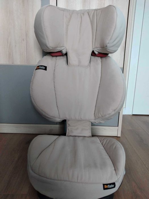 BeSafe столче за кола iZi Up X3 Fix за момче/момиче 15-36 кг с IsoFix