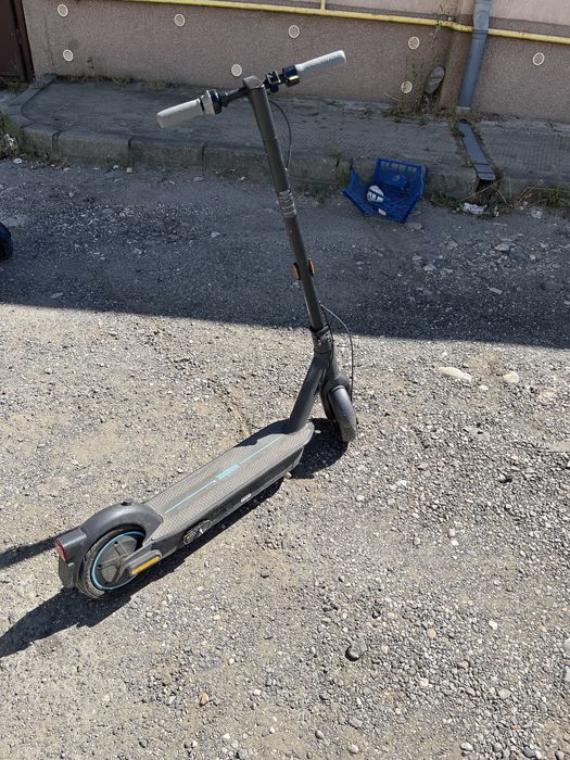 Trotineta Ninebot autonomie 20 km/h perfecta pentru oras