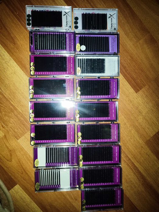 Lot 17 casete de gene fir cu fir