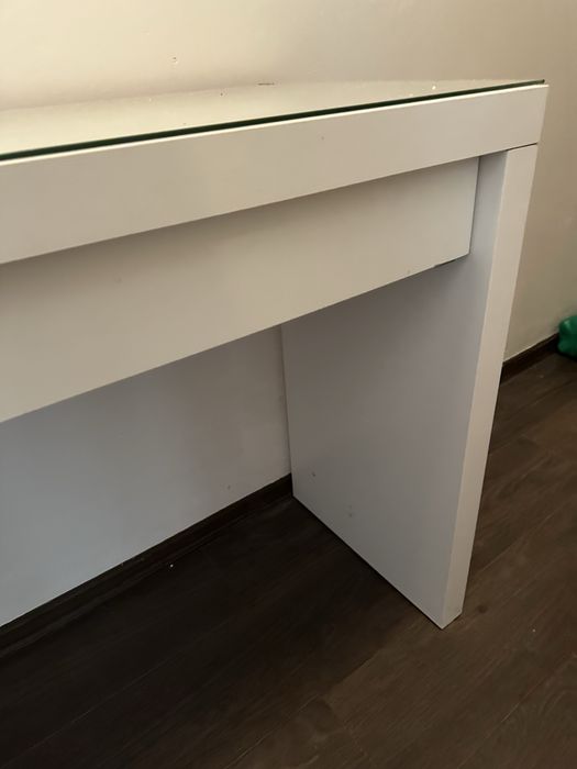 Тоалетна маса ikea