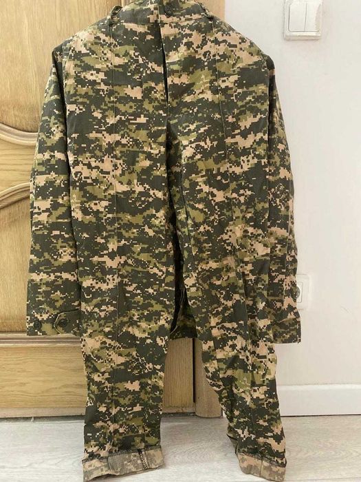 продам школьную форму на нвп