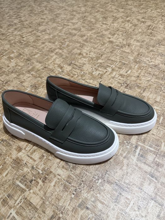Лоферы  38 р, цвет хаки