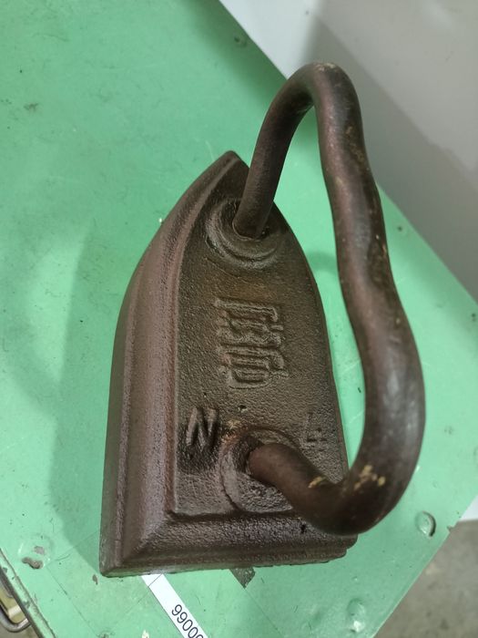 Продам утюг раритет