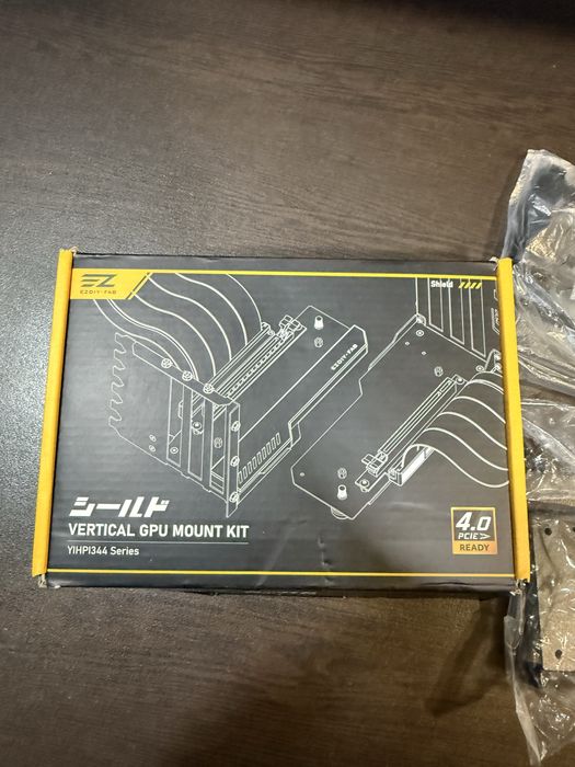Брекет за вертикален монтаж на GPU EZDIY-FAB PCIe 4.0