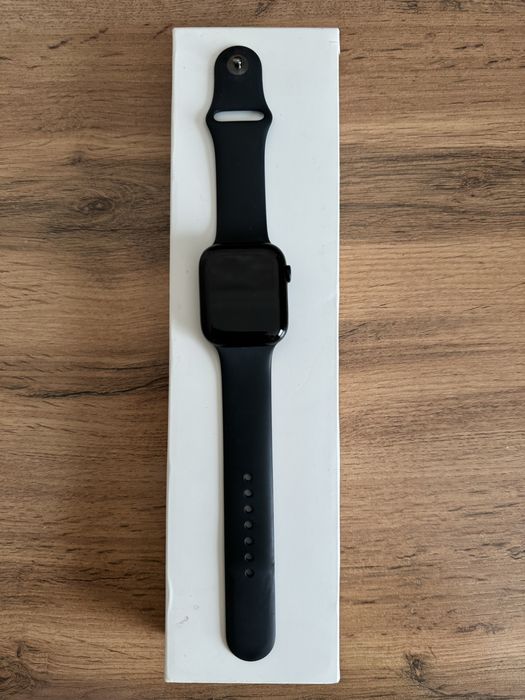 Продаю apple watch 7