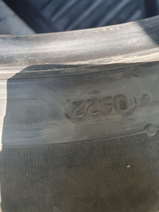 Гуми 245/45/18 Рънфлат дот22 2бр.