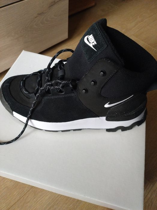 Nike Classic City Boot  дамски
Nike Classic City Boot дамски