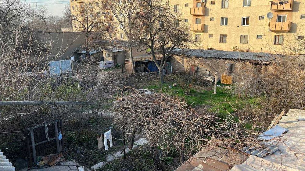 Продается дом с участком 4 сотки Военный городок 4 sotixli uy sotiladi