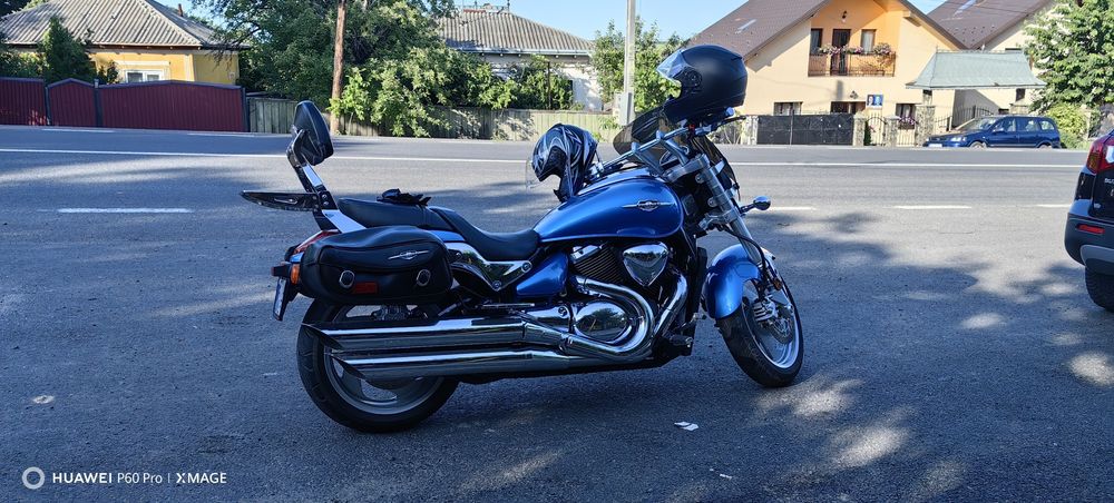Suzuki boulevard m90