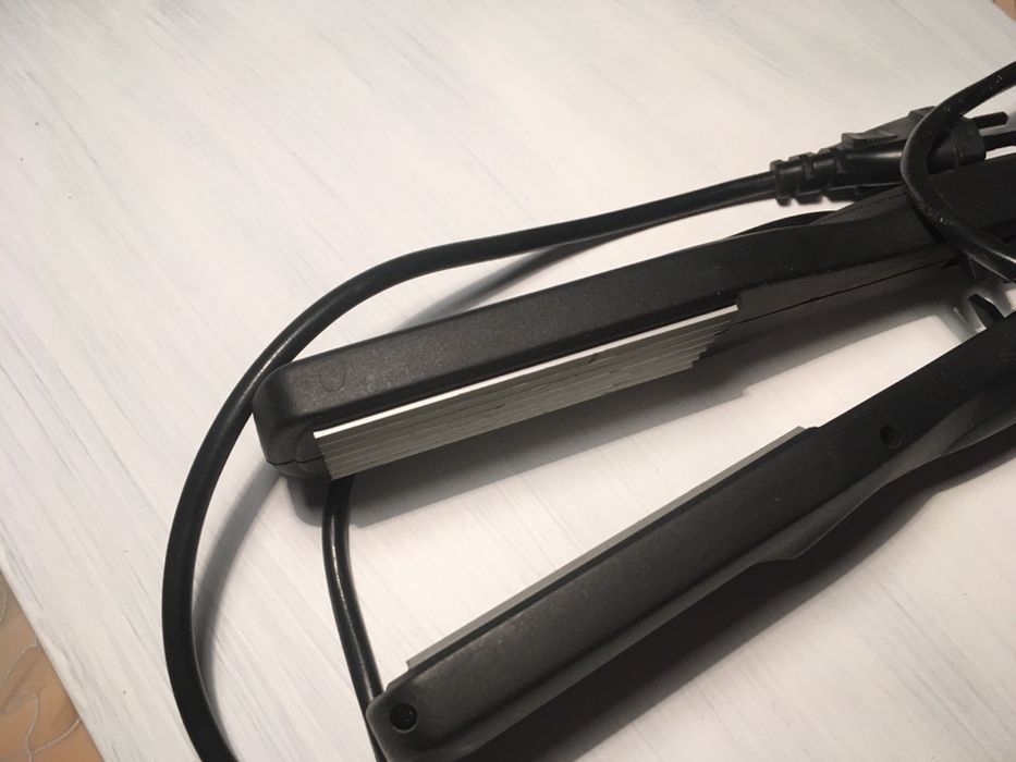 Утижок для волос