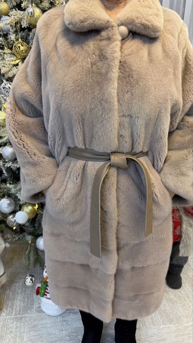 Продается Женская шуба