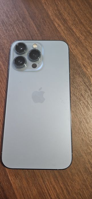 Iphone 13 pro, в идеальном состоянии