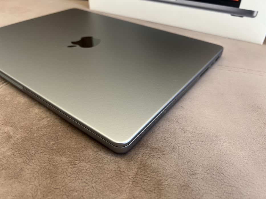 Macbook pro 14 m1 512 G