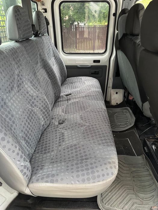 Vand Ford Transit MK7, volan pe partea dreapta