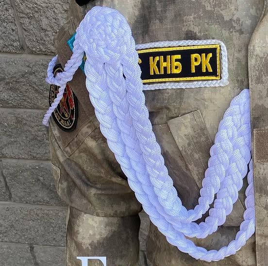 Берет, перчатки, римень, акселвант 9май ҒА арналған