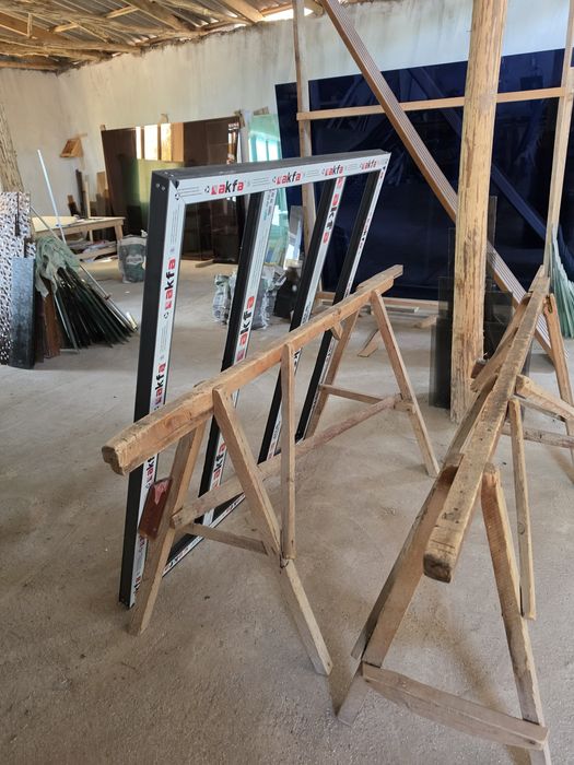 Хонадон ва офислар учун акфа ва егочдан тайерланган эшик ва деразалар