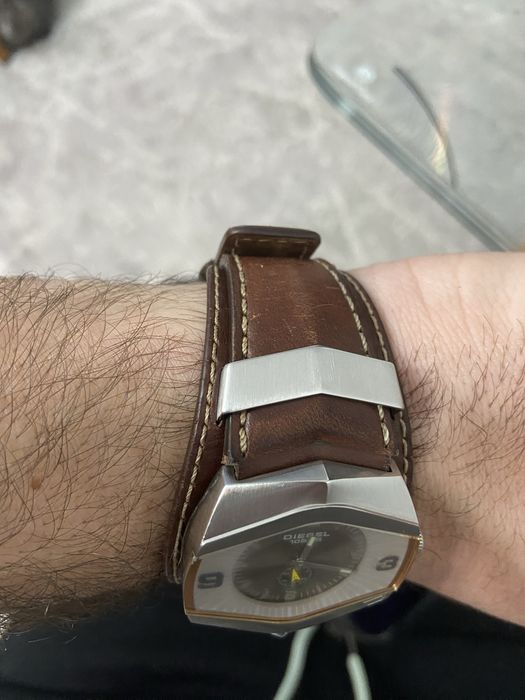 Ceas Diesel  original mode rar