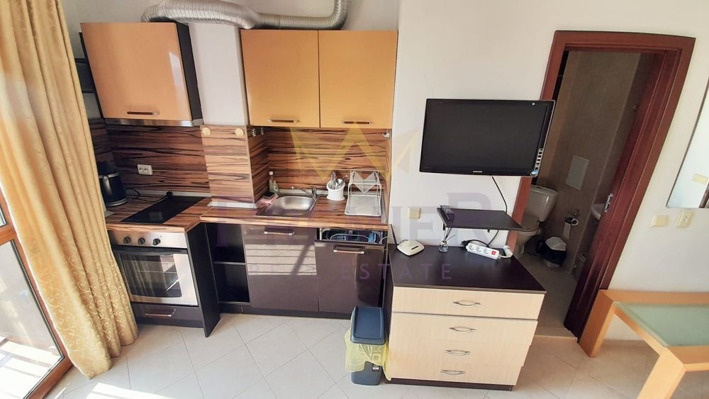 Продава се Едностаен апартамент в к.к. Слънчев бряг - 34 кв.м за 975 €/кв.м - Снимка #9