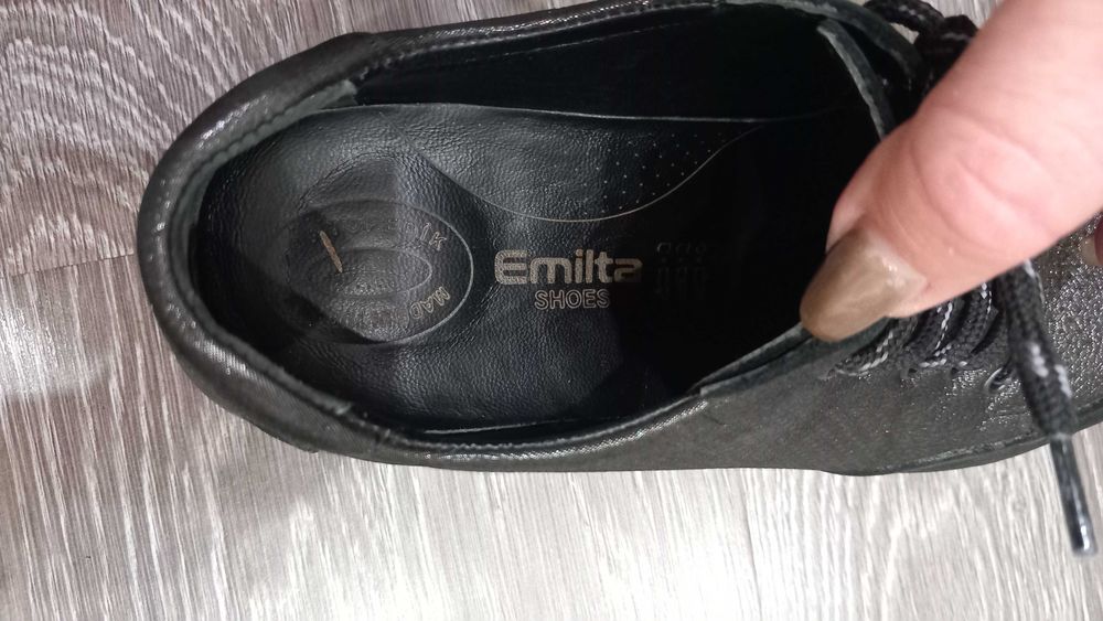 Дамски сникърси естествена кожа