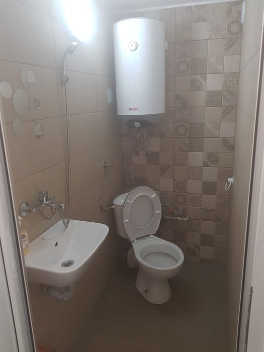 Дава се под наем Магазин в Варна, Окръжна болница - 19 кв.м за 225 € - Снимка #2