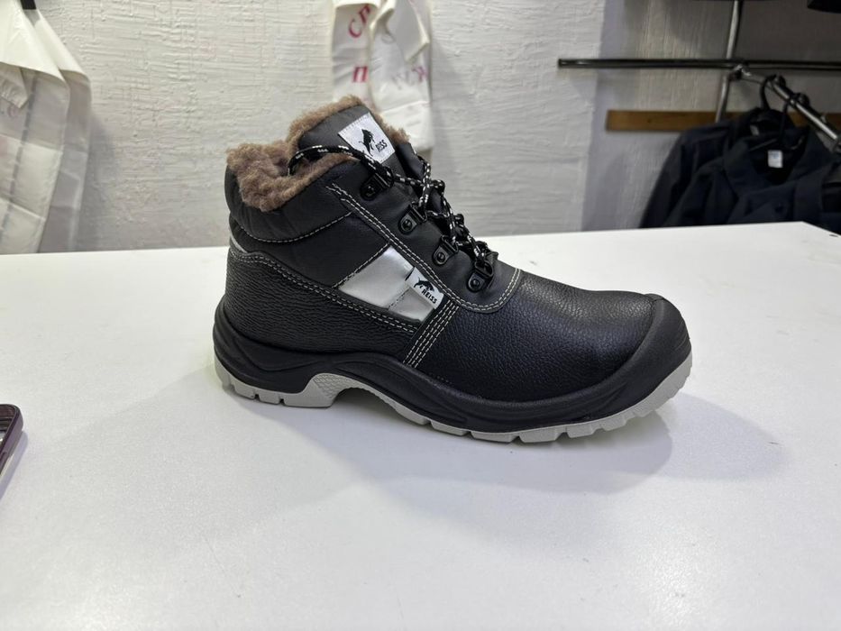 Спецобувь зимний рейсс спецботинки