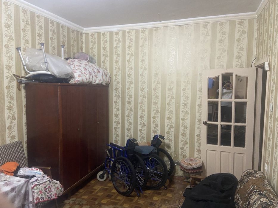 Продается!!! Однокомнатная квартира, Чиланзар-19/ 1/1/4