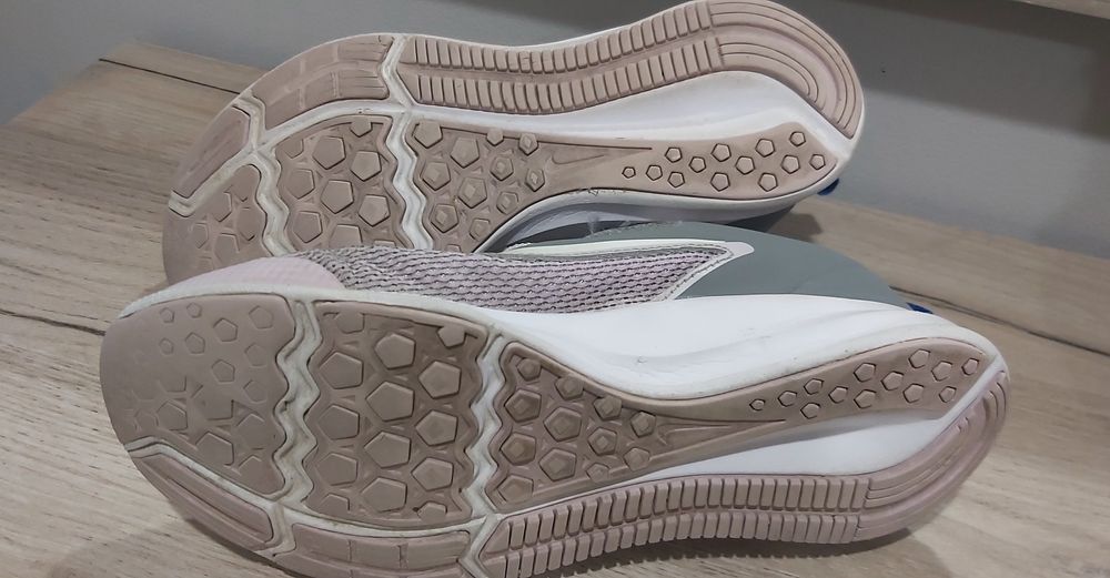 детски маратонки Nike 34н. - 25лв.
