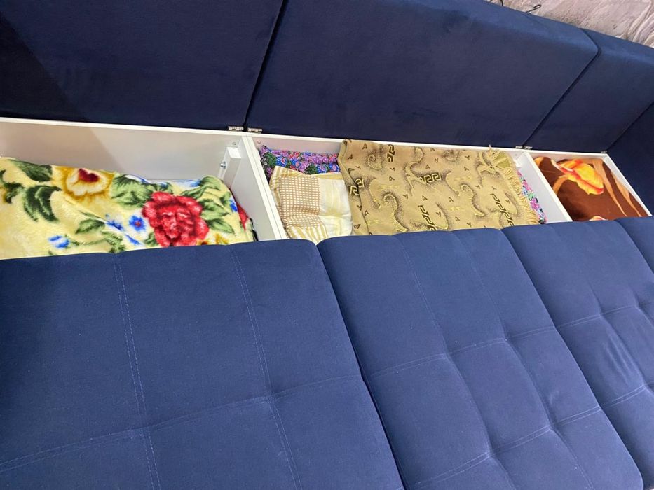 Продам шикарный диван