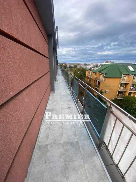 Продава се Двустаен апартамент в к.к. Слънчев бряг - 90 кв.м за 1389 €/кв.м - Снимка #14