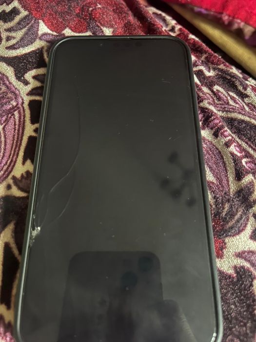 Продаю айфон 13про