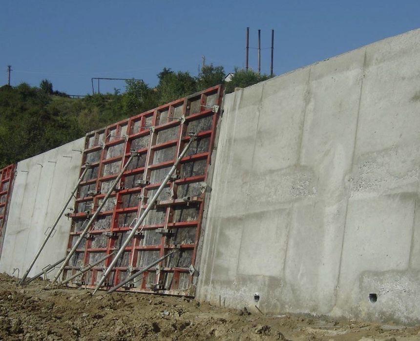 Firma executam garduri / ziduri de sprijin / fundatii / garaje