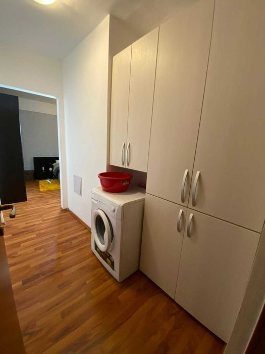 Inchiriez Apartament 2 camere-64 MP