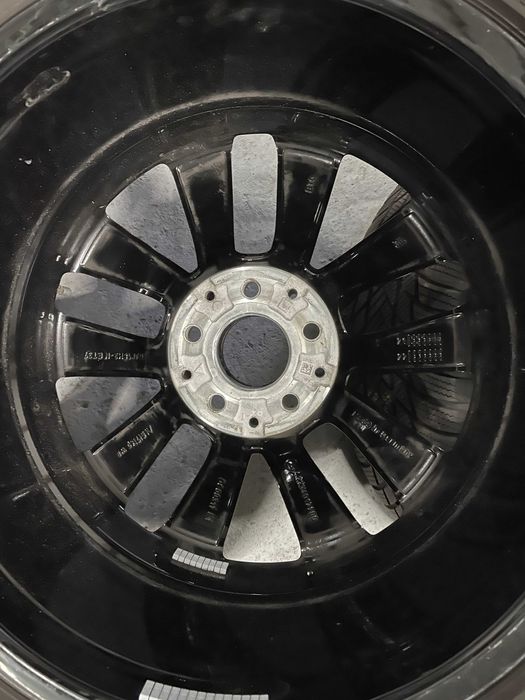 Jante cu anvelope iarna ca noi 255 50 R18 Mercedes S W223 W222