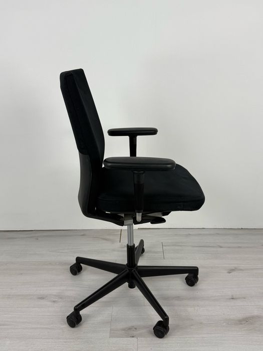 Vitra офис стол T-Chair Antonio Citterio, топ състояние,
