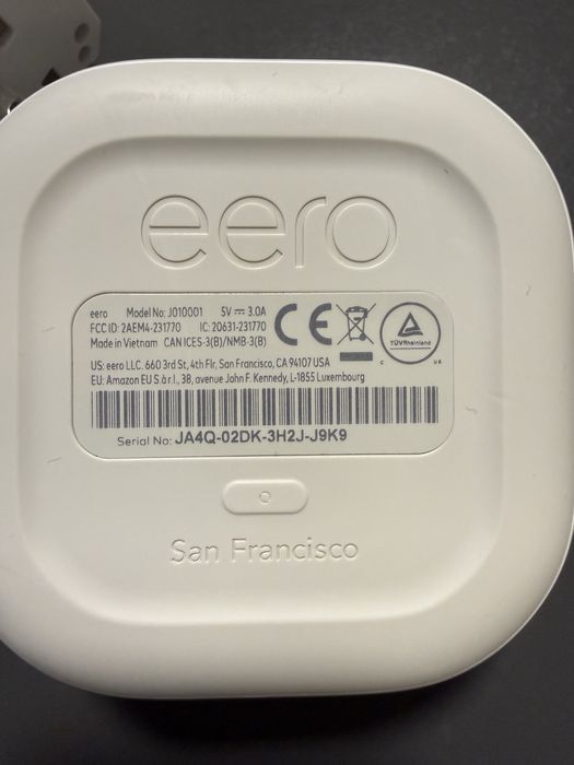 Vand Router Eero model J010001