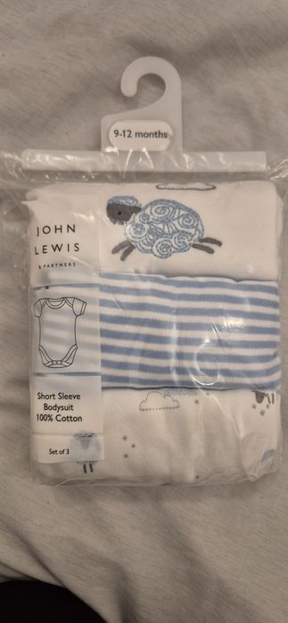 LOT John Lewis 9-12  бебешки ромпъри, бодита с къс ръкав и чорапки